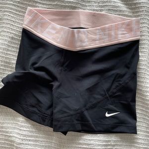 Never worn Nike pro